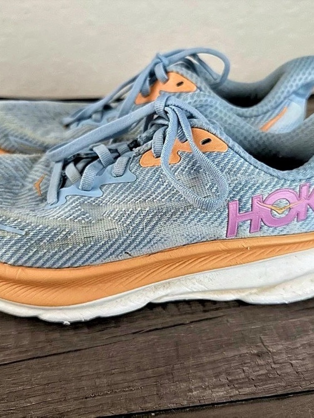 HOKA Clifton 9 Women's Blue & Orange US 5.5 Athletic Shoes - Picture 5 of 9